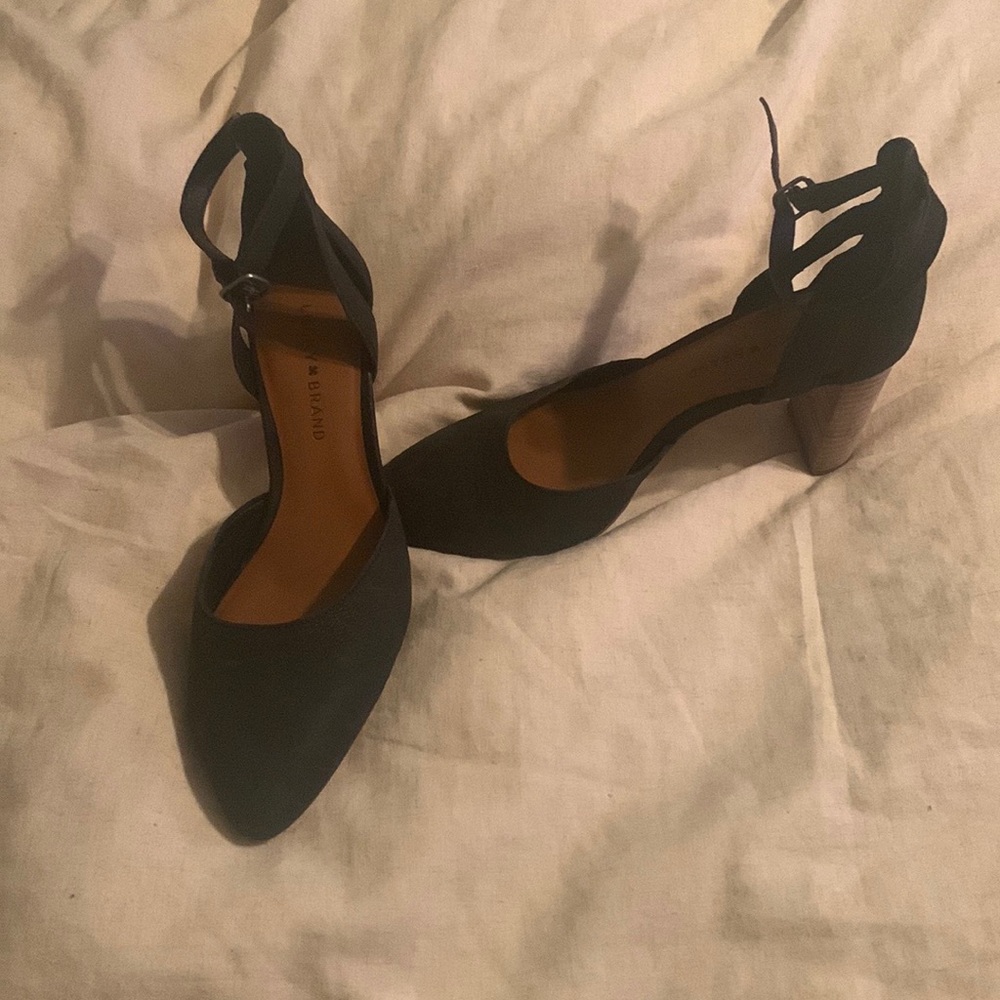 Black high heeled Lucky Brand pointy heels